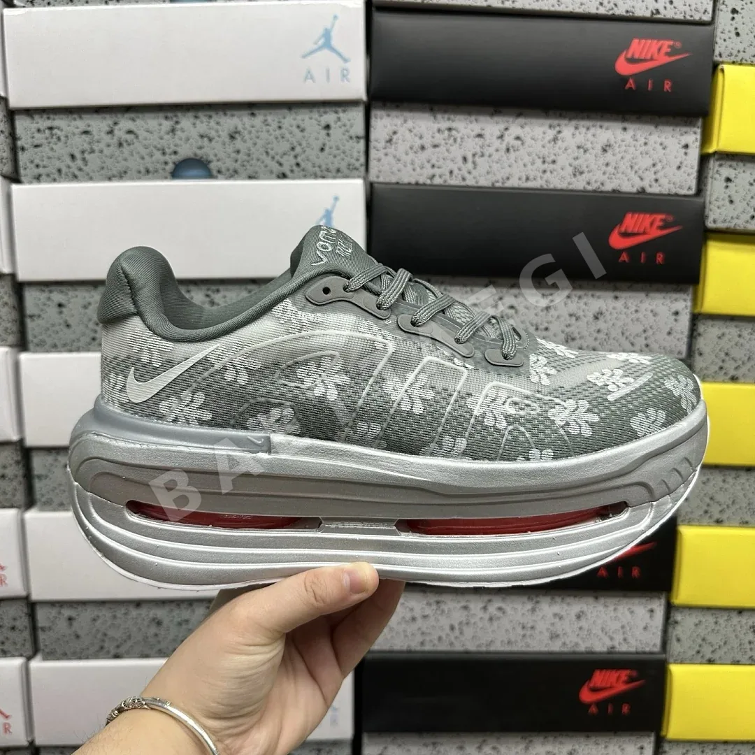 나이키 [5A] 보메로 프리미엄 QS IQ0028-001 201783 Nike Vomero Premium QS Fleur De-Lis 상세 이미지 10