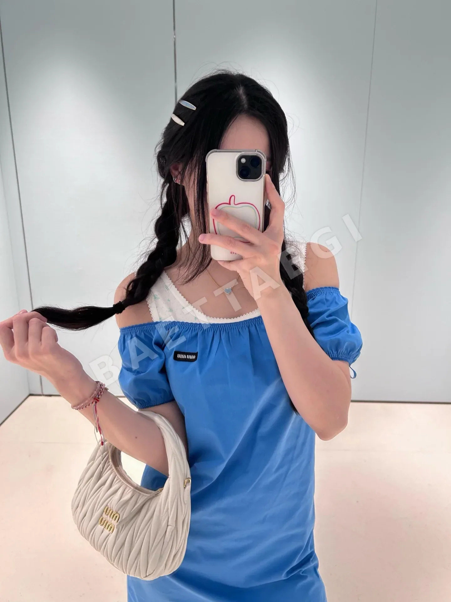 미우미우 스카이 블루 퍼프 슬리브 원피스 상세 이미지 2
