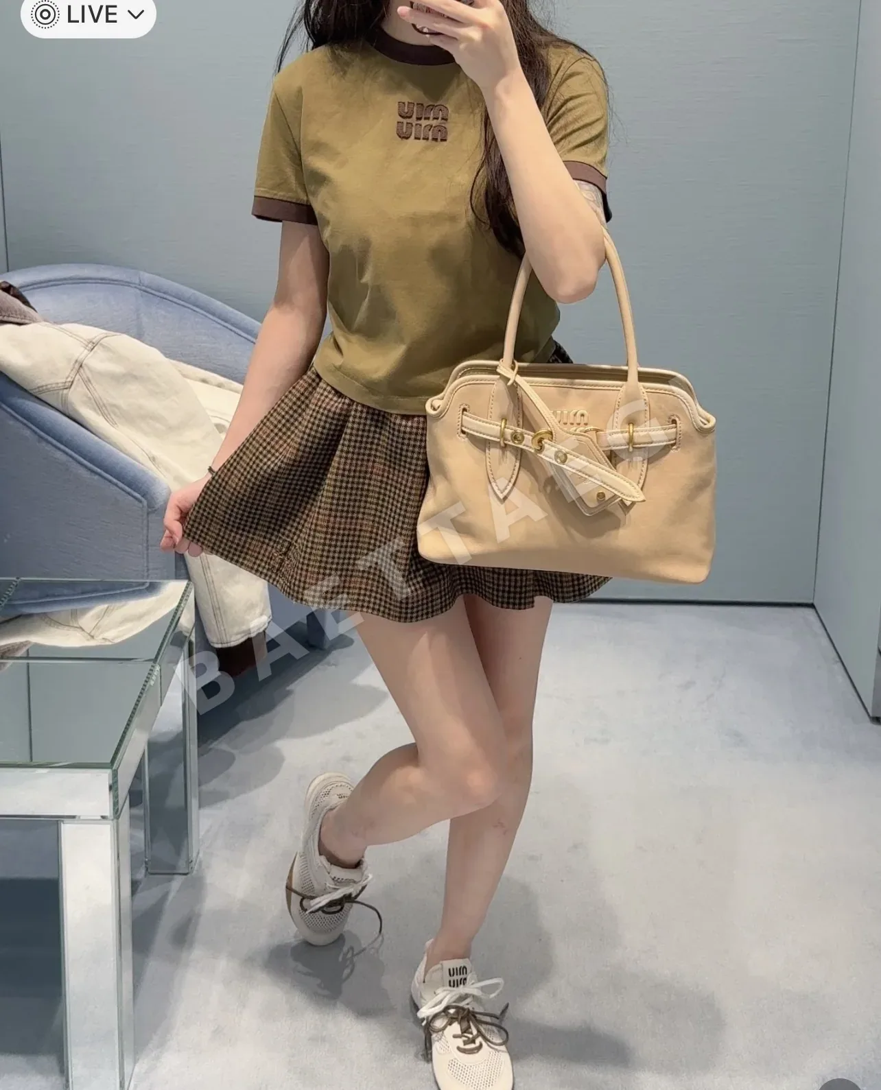 미우미우 카라 블록 크루넥 반팔 티셔츠 상세 이미지 3