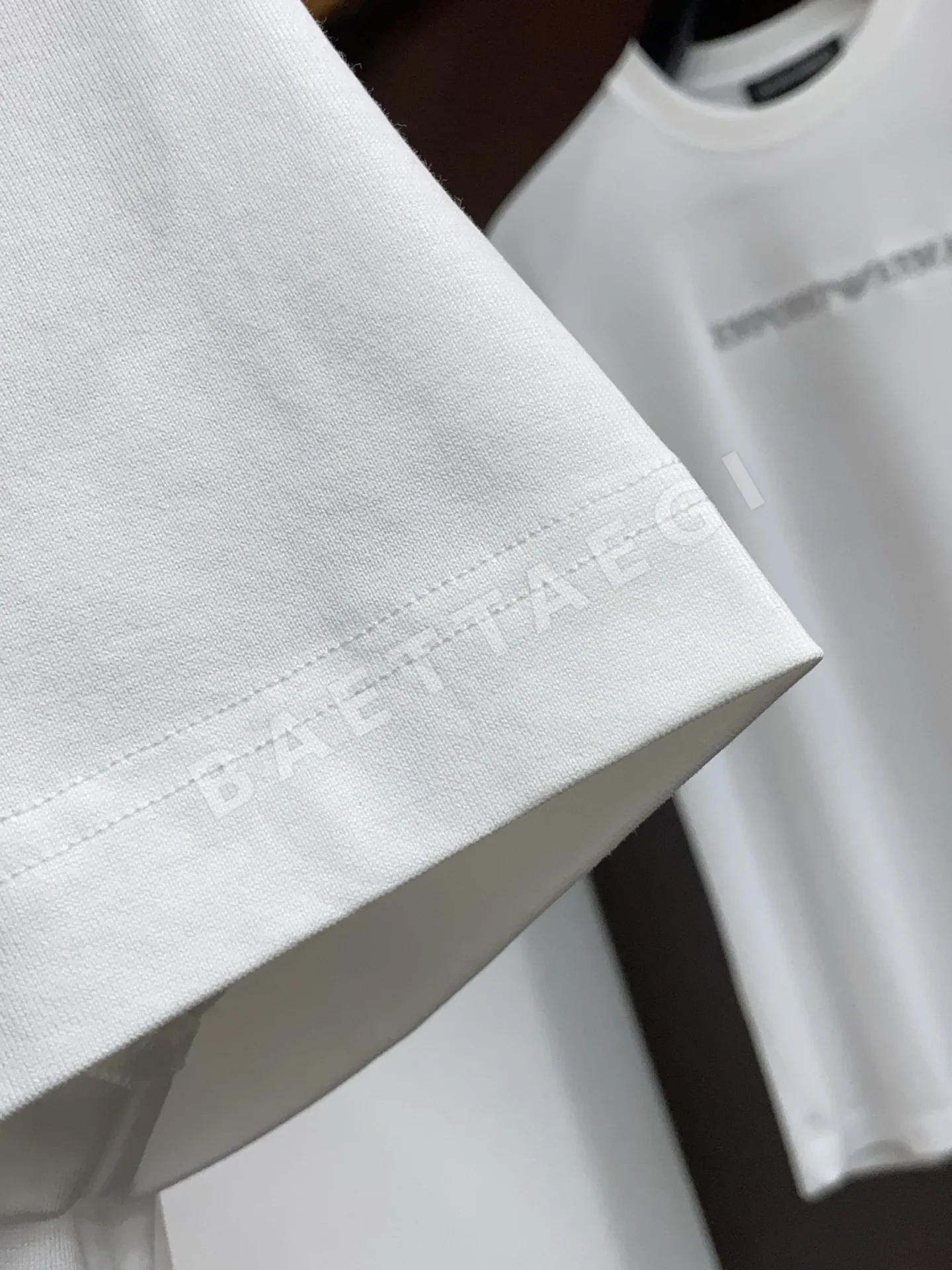 몽클레르 남성 코튼 반팔 티셔츠 P250 상세 이미지 5