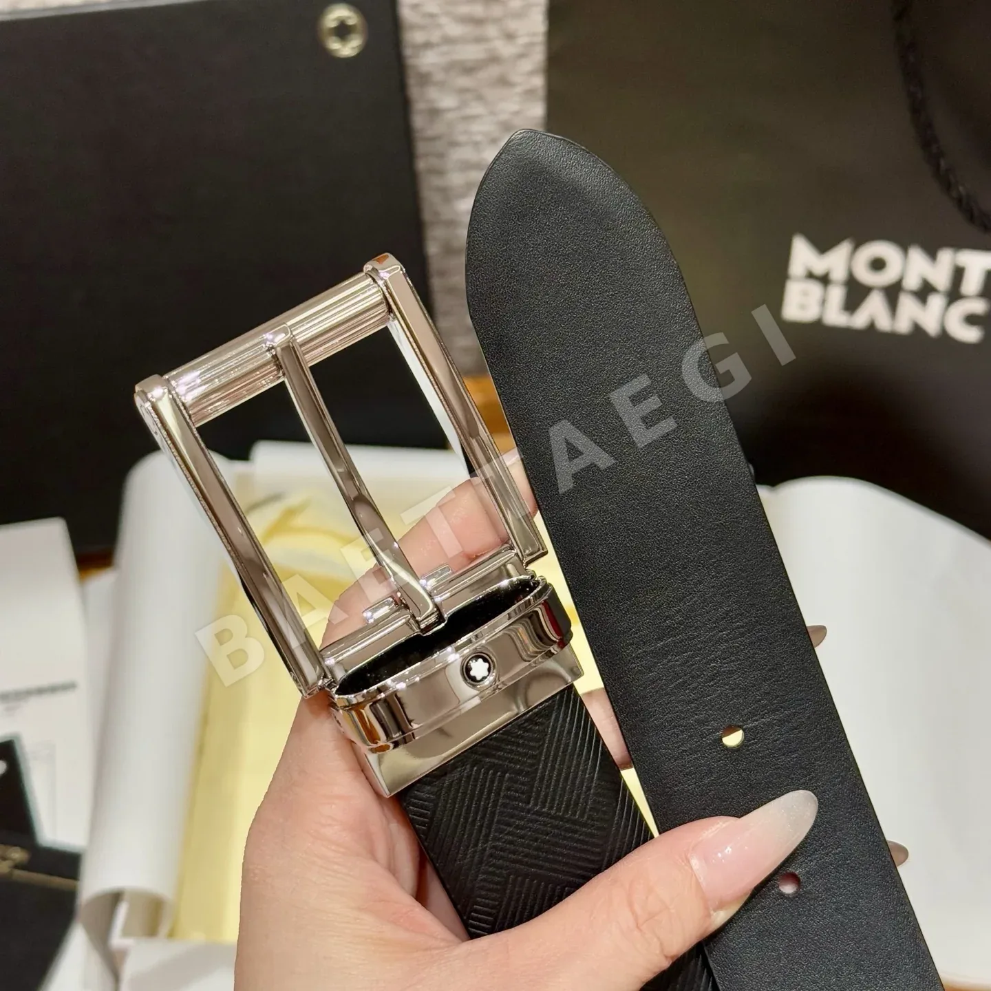 몽블랑 소가죽 블랙 벨트 상세 이미지 5