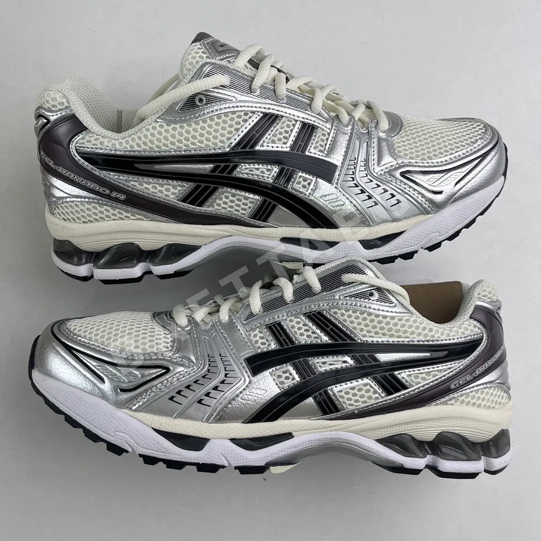 아식스 [TOP] 젤 카야노 14 1201A019-108 200244 Asics Gel-Kayano 14 Cream Black Metallic 상세 이미지 8