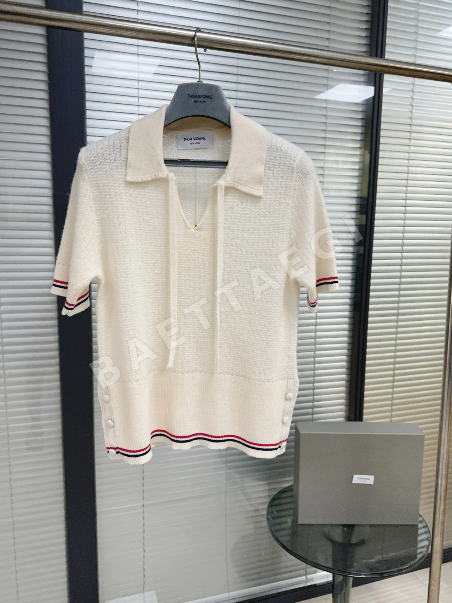 톰브라운 여성 울 타이웨스트 반팔 폴로셔츠 상세 이미지 2