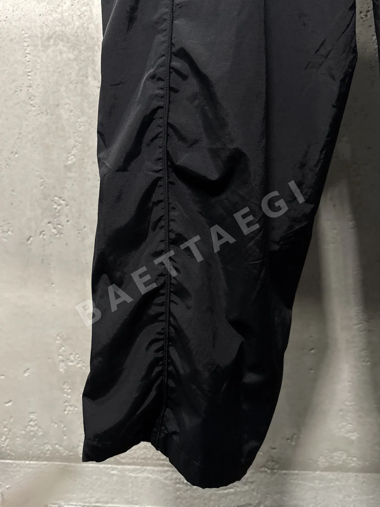 발렌시아가 남성 바지 상세 이미지 9