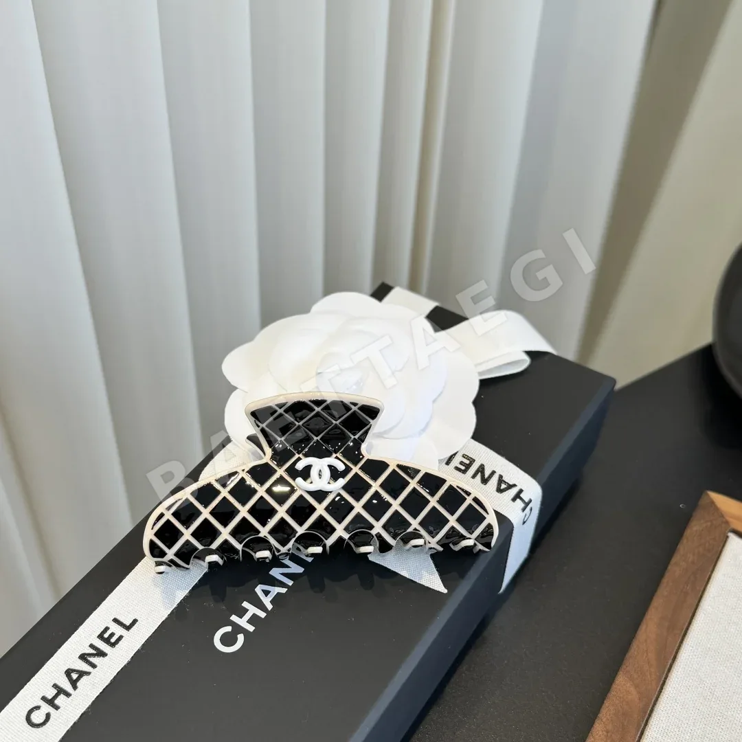 샤넬 헤어 클립 상세 이미지 2