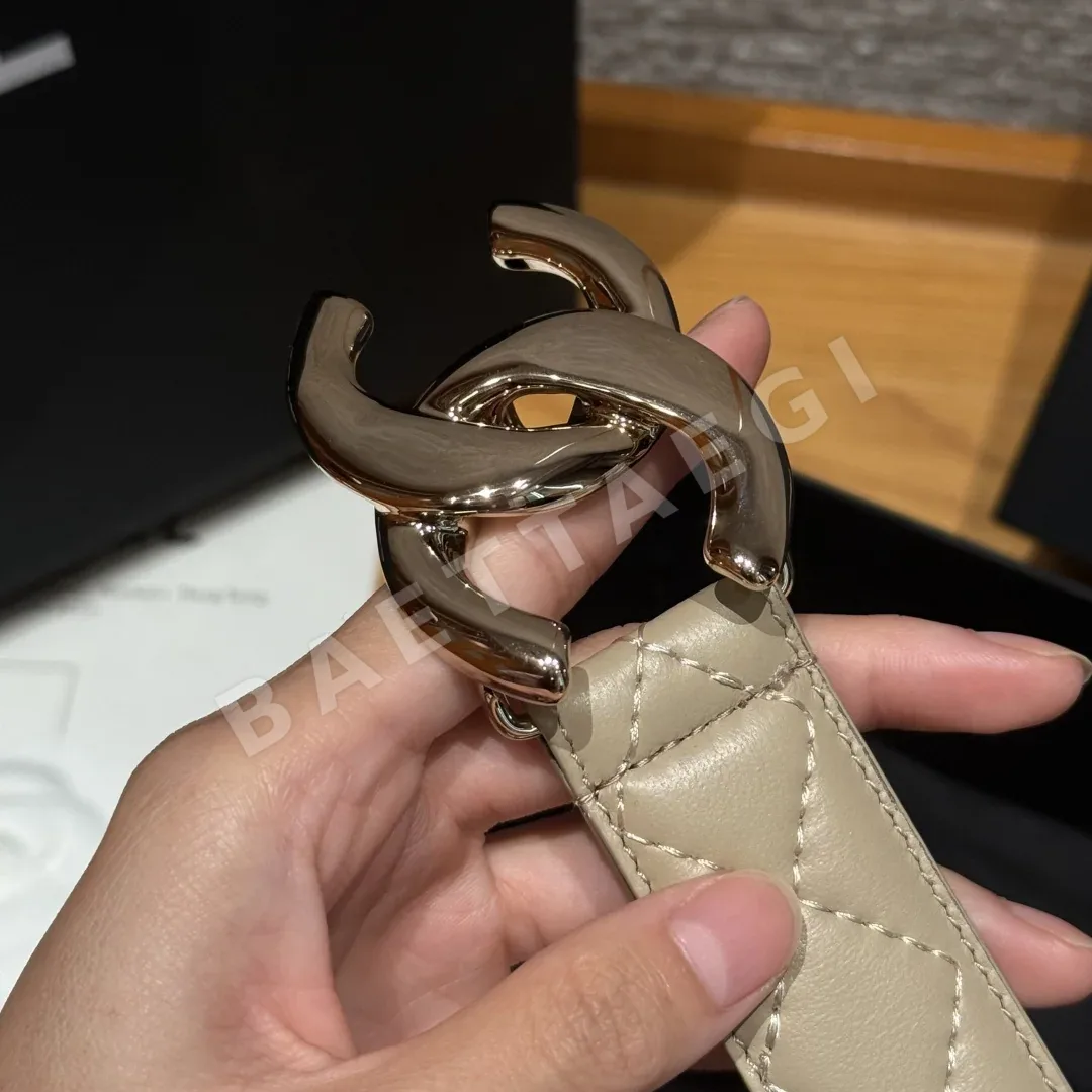 샤넬 더블 C 로고 램스킨 벨트 상세 이미지 6