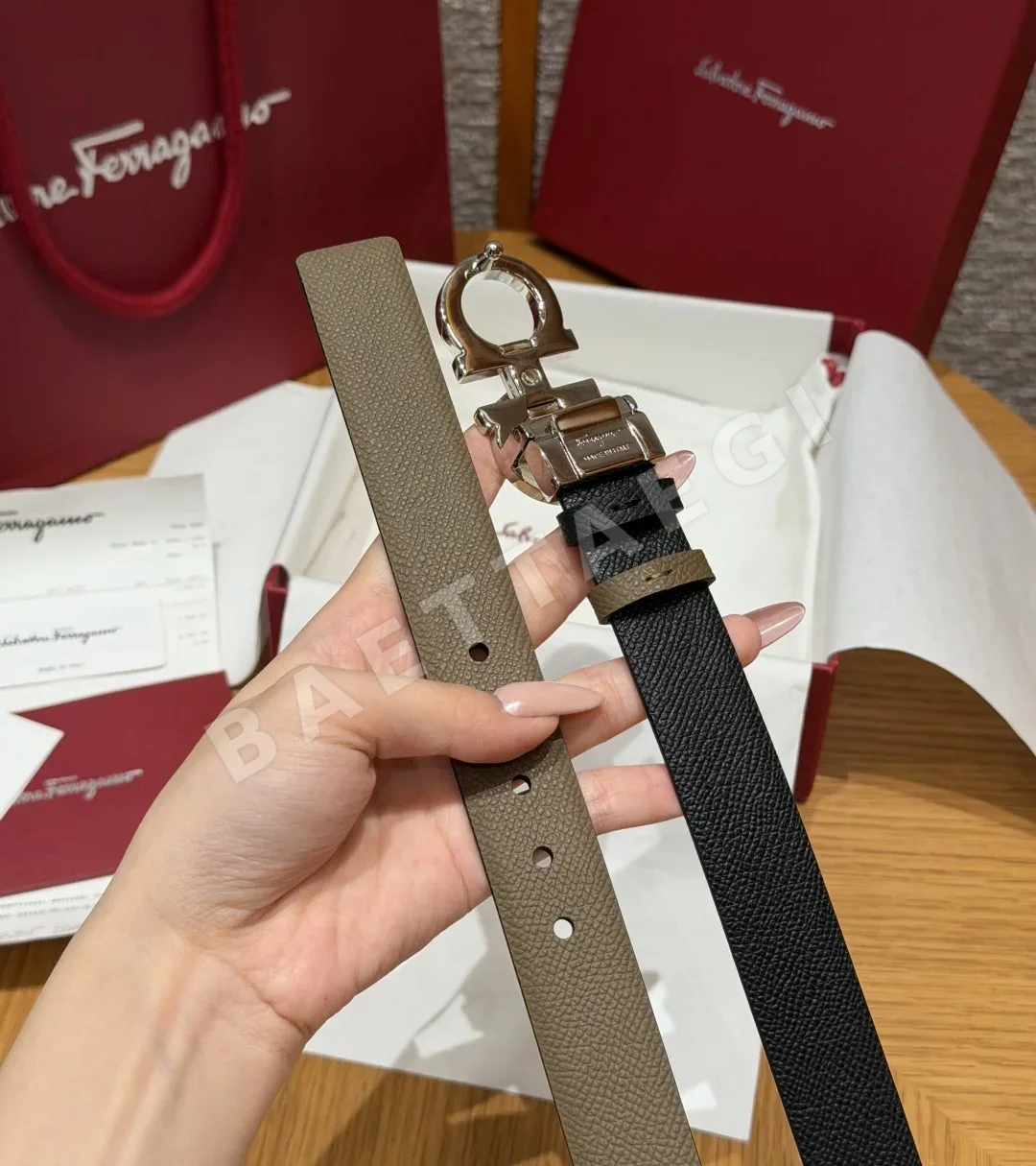 페레가모 필라 25mm 간치니 버클 슬림 리버시블 벨트 상세 이미지 8