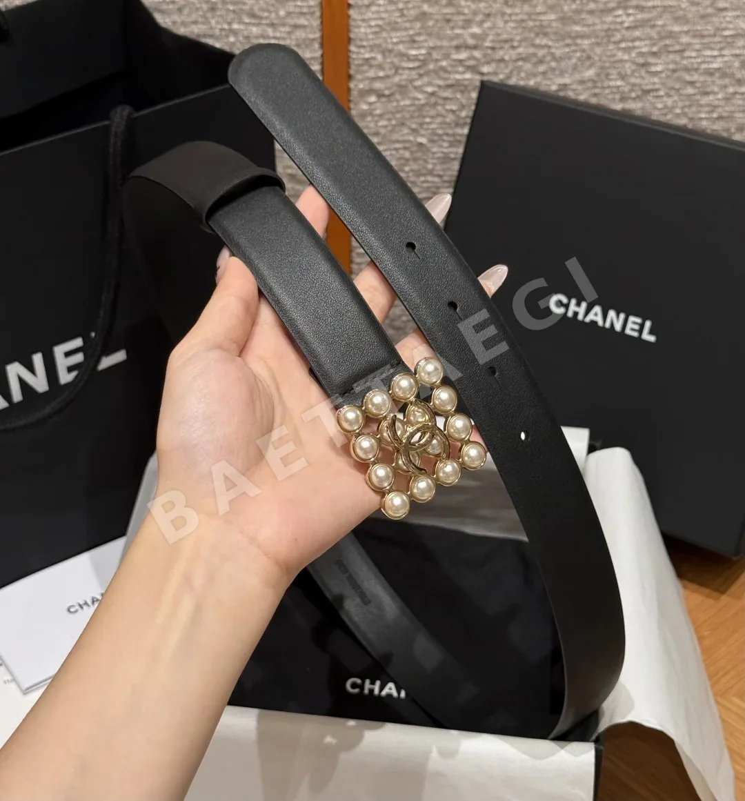 샤넬 카멜리아 진주 버클 가죽 벨트 상세 이미지 4
