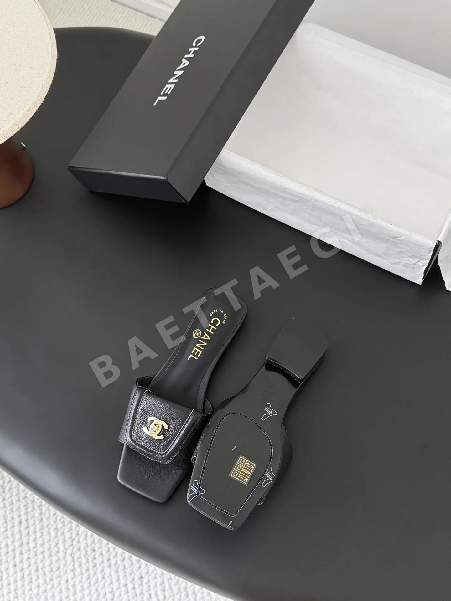 샤넬 26C 백클 슬리퍼 상세 이미지 4