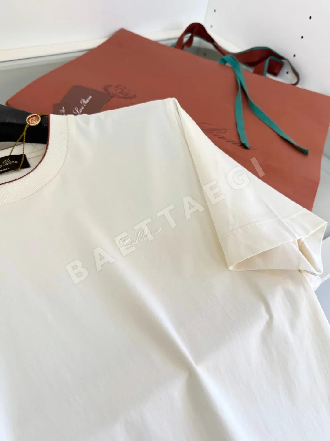 로로피아나 반팔 티셔츠 14061