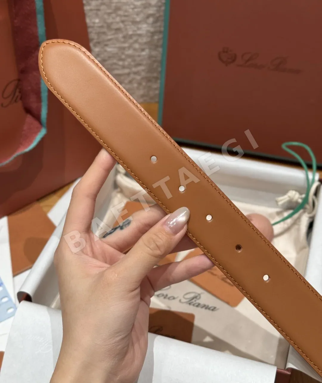 로로피아나 소가죽 블랙 버클 남성 벨트 상세 이미지 7