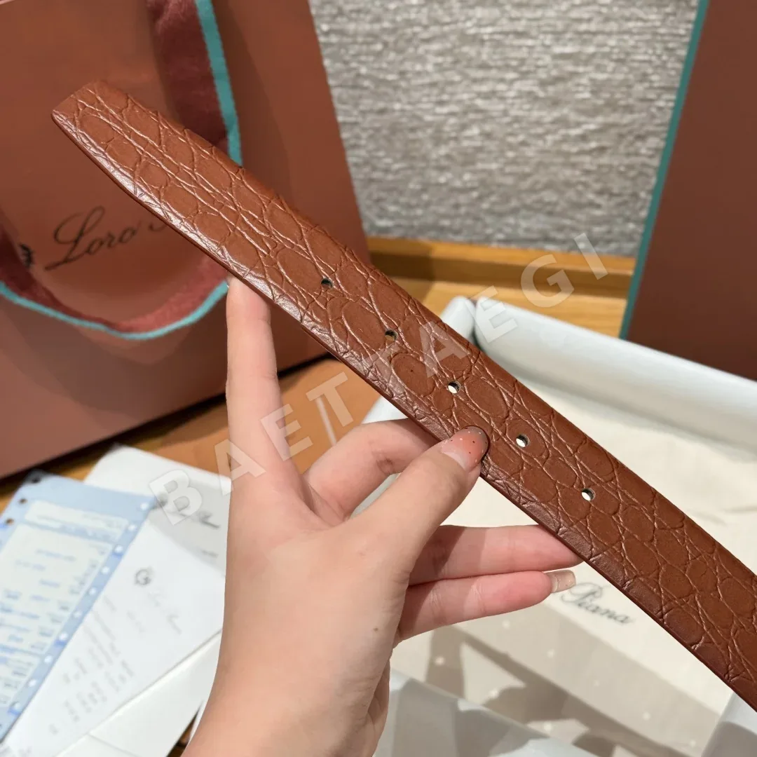 로로피아나 악어무늬 가죽 벨트 상세 이미지 6