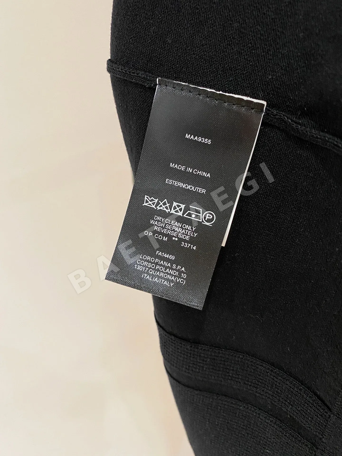 로로피아나 아세테이트 텐셀 린넨 혼방 남성 반팔 티셔츠 상세 이미지 10