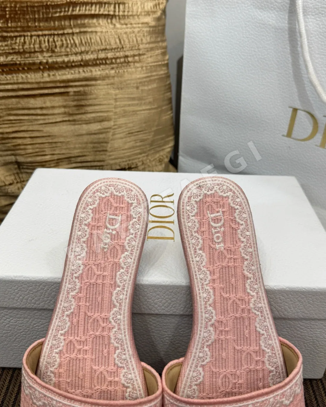 디올 신발 상세 이미지 8