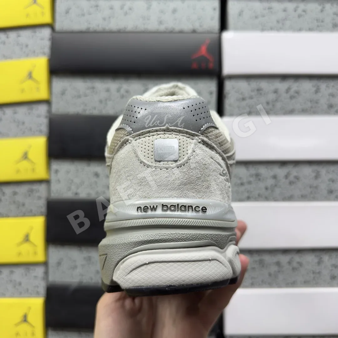 뉴발란스 [ZC] 990v3 MiUSA U990KT3 202252 New Balance 990v3 MiUSA Kith Hallow 상세 이미지 9