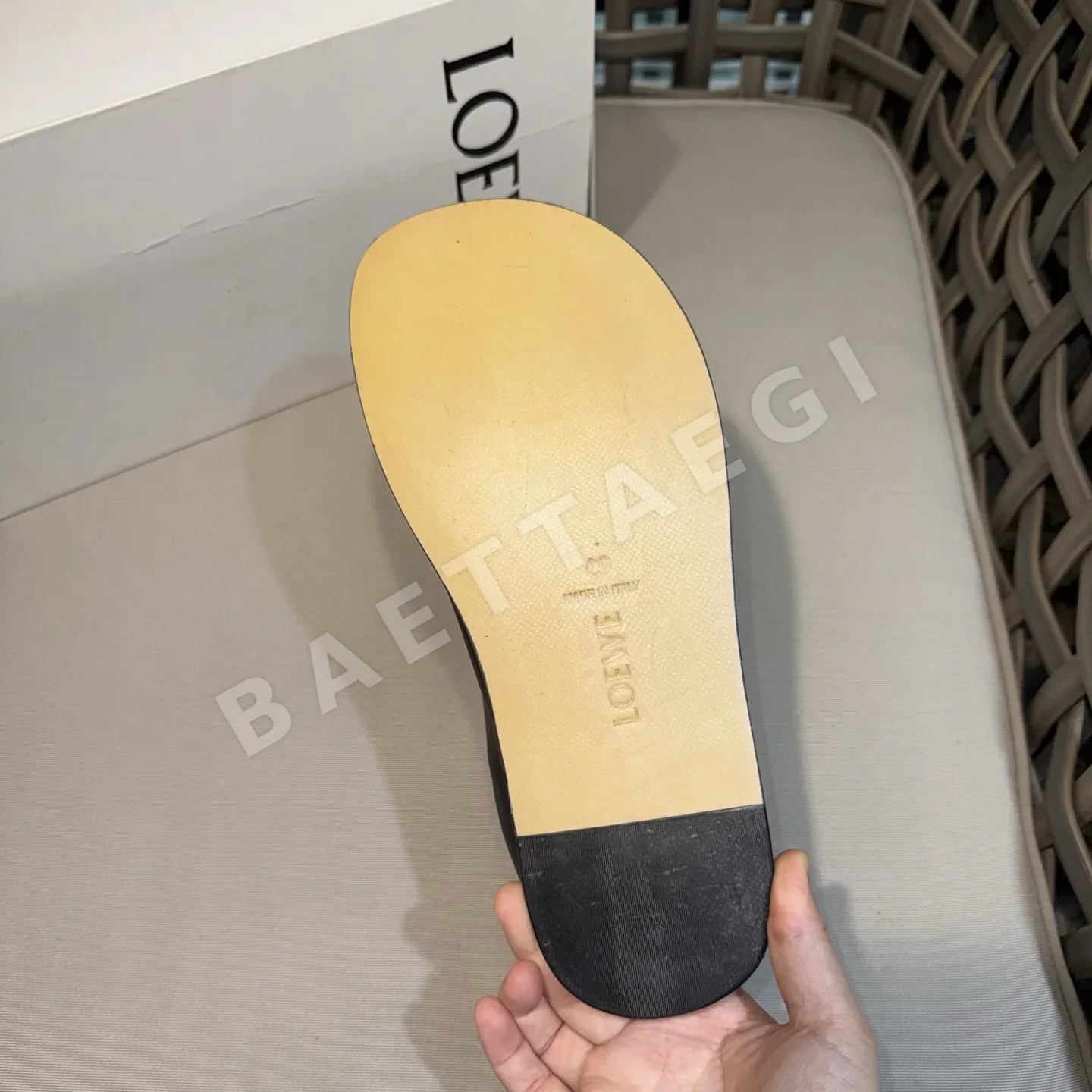 로에베 로퍼 남성 가죽 라운드 토우 쉐이프 상세 이미지 9