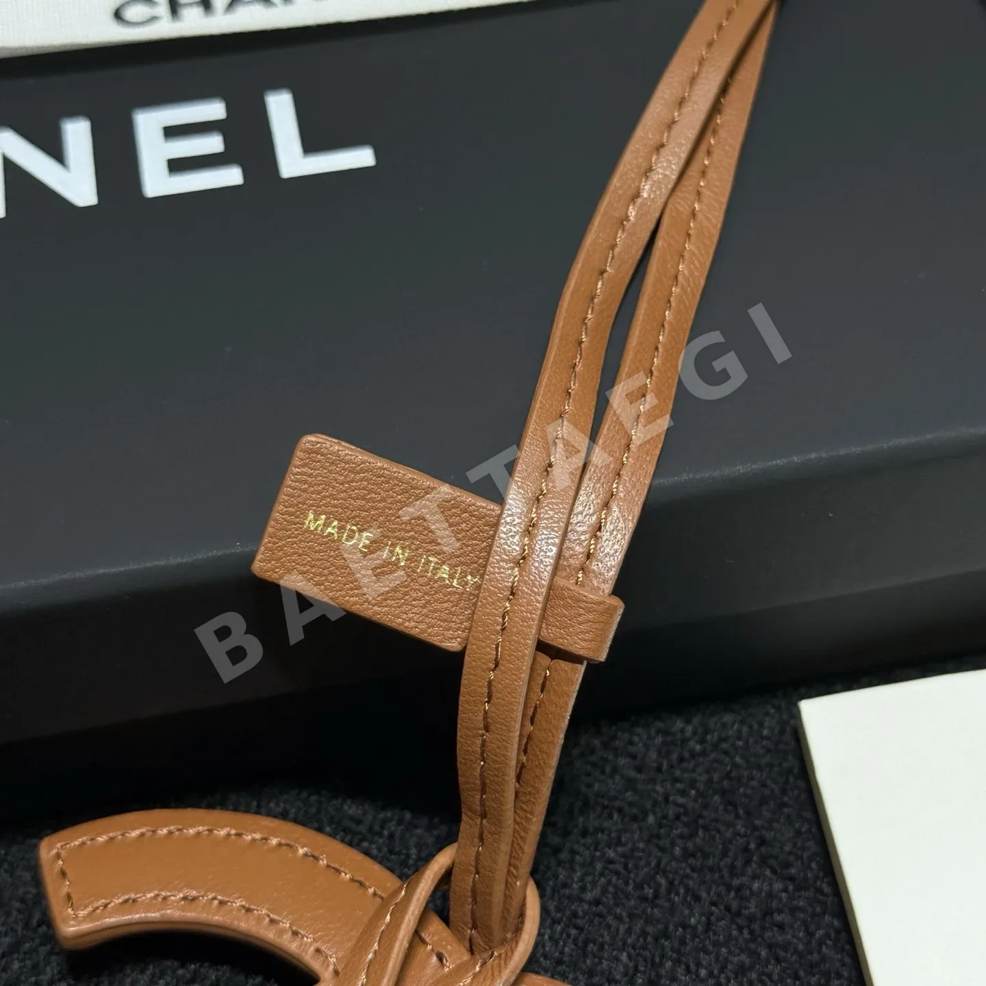 샤넬 램스킨 더블 C 로고 키링 상세 이미지 6
