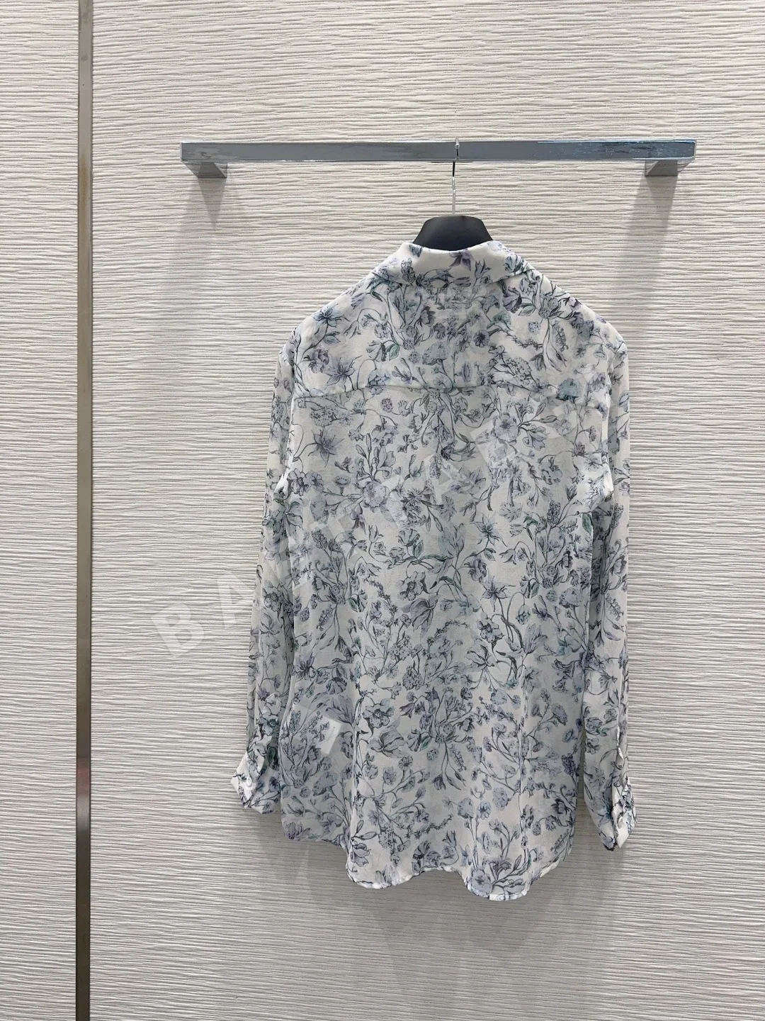 디올 CD로고 여성 셔츠 상세 이미지 8