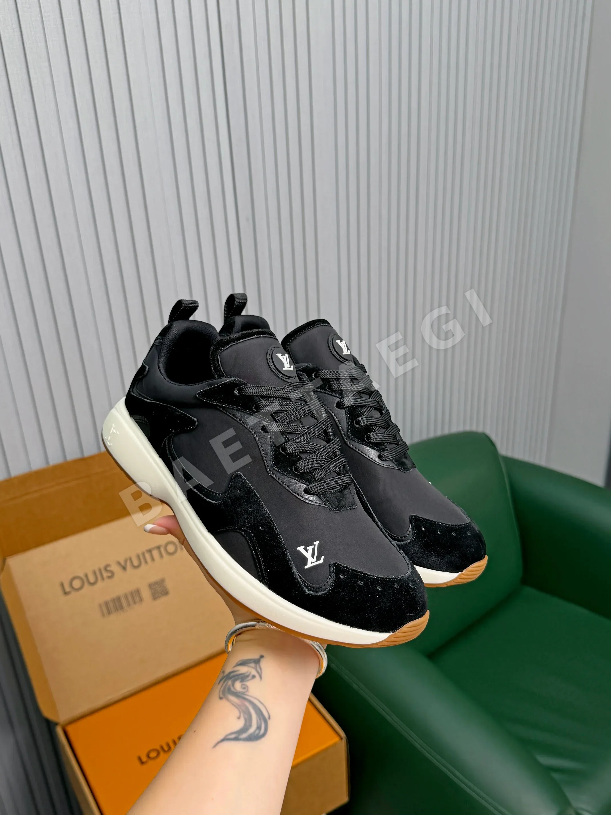 루이비통 LV 드롭 300 (LV Drop 300) 스니커즈 154168