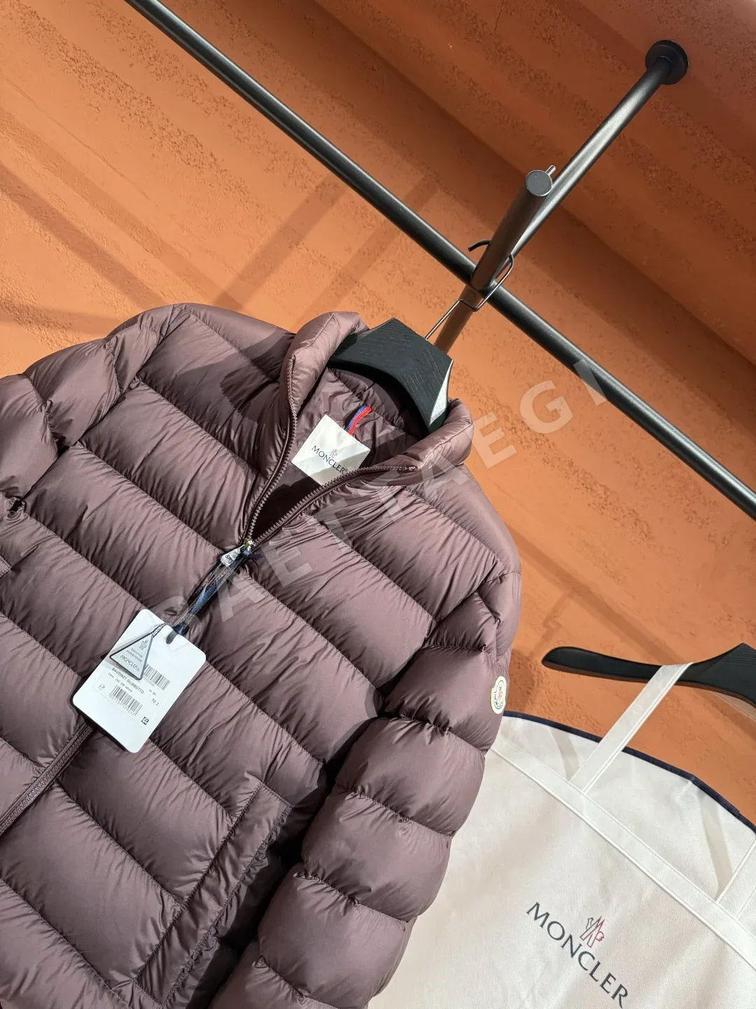 몽클레르 보디넷 쇼트 다운 자켓 상세 이미지 7