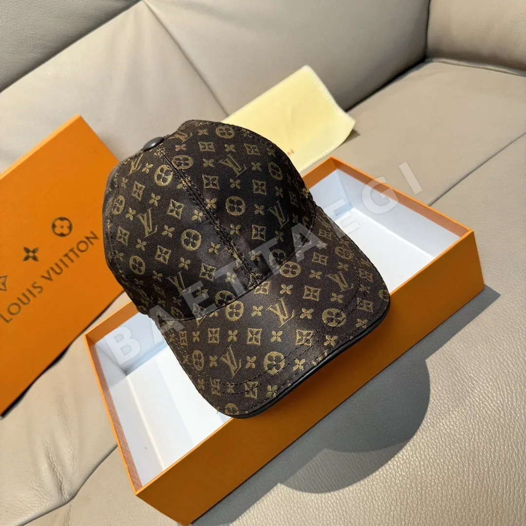루이비통 모노그램 자수 베이스볼 캡 상세 이미지 2