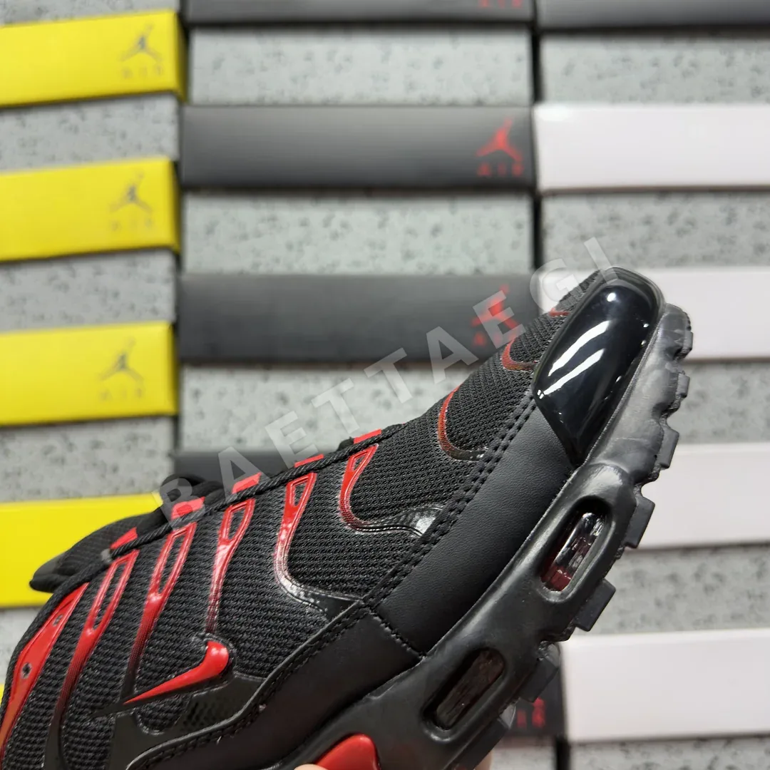 나이키 [BD] 에어 맥스 플러스 CU4864-001 201860 Nike Air Max Plus Bred 상세 이미지 6