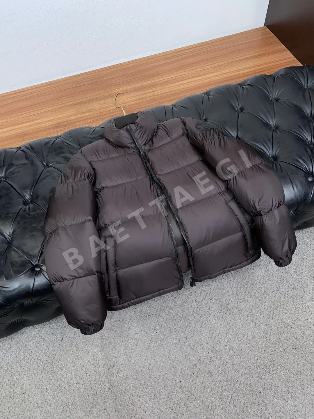 버버리 남성 다운 패딩 자켓 상세 이미지 5