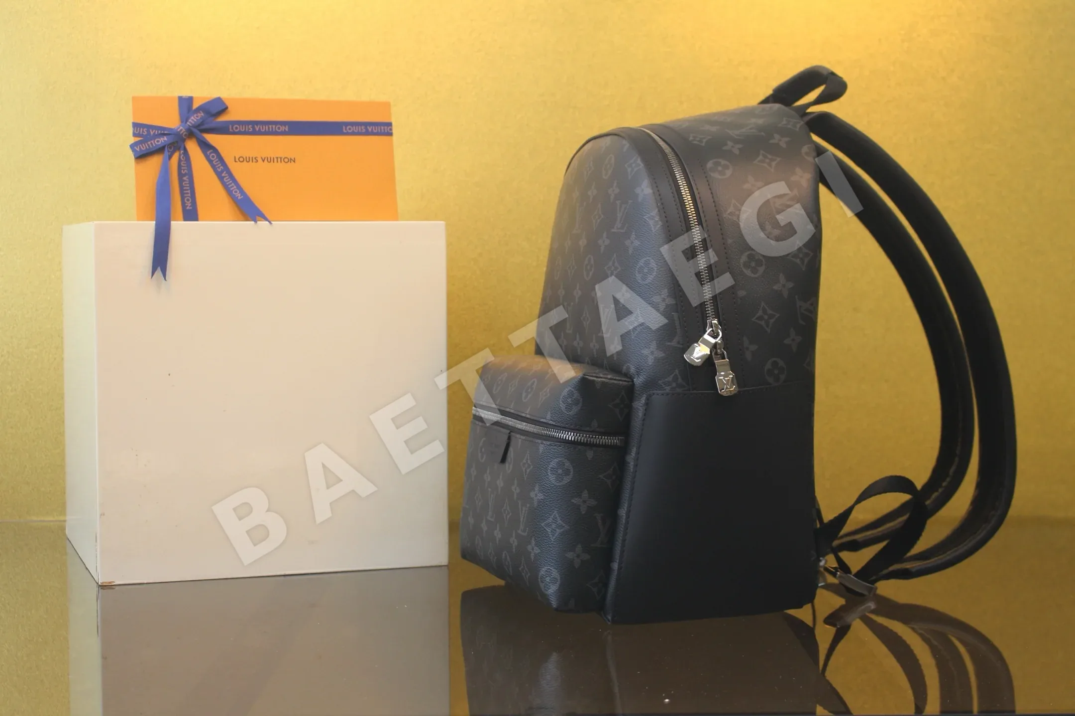 루이비통 모노그램 에클립스 캔버스 가방 M22558 상세 이미지 2