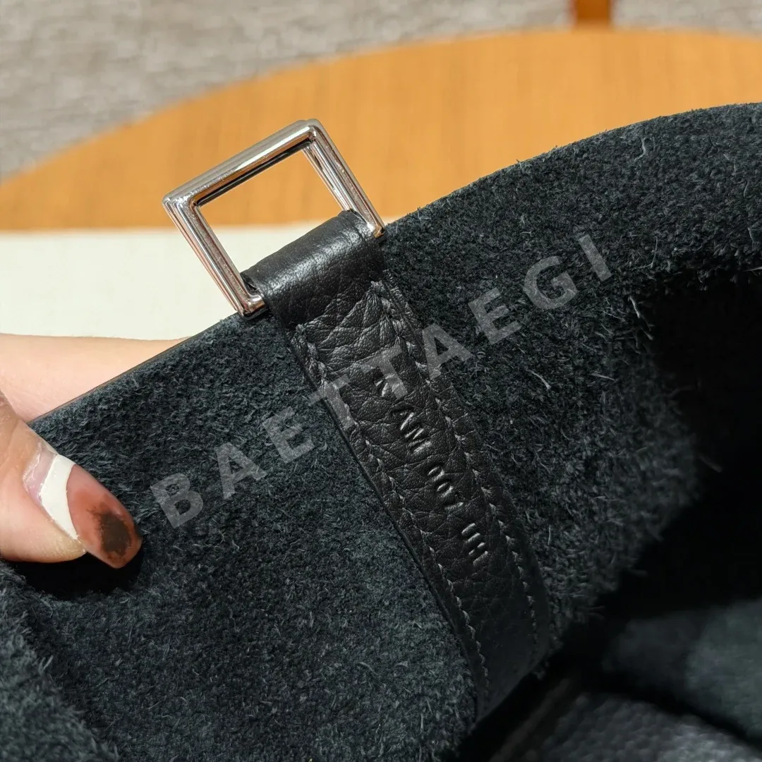 에르메스 피코탄 락 지갑 상세 이미지 6