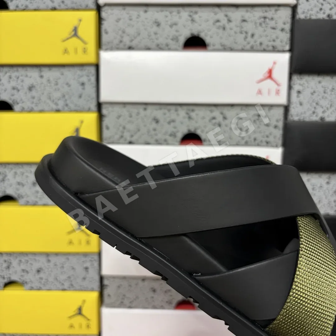 에르메스 [YX] 블랙 그린 205761 Hermes Chypre Sandal 상세 이미지 5