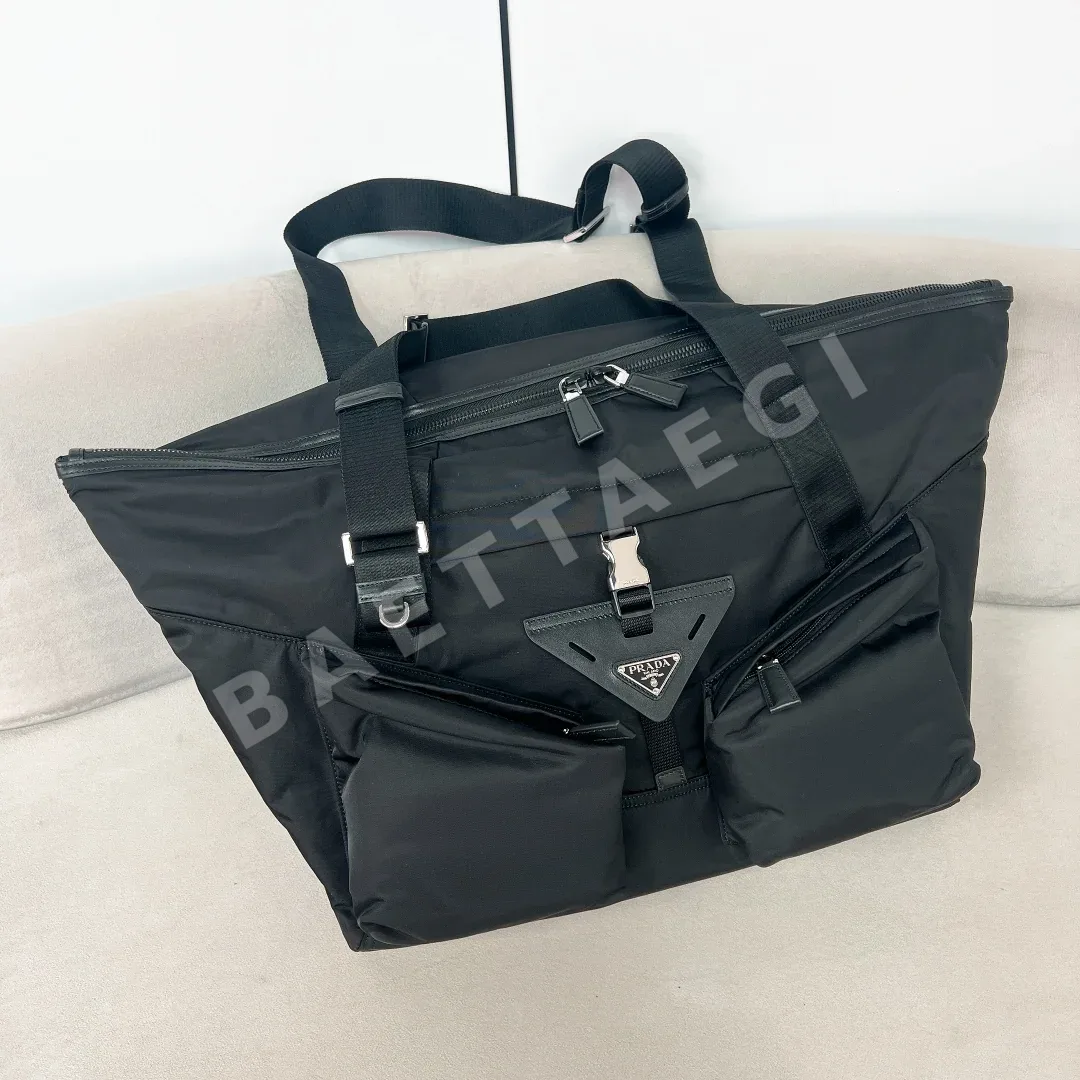 프라다 나일론 토트백 2VC040