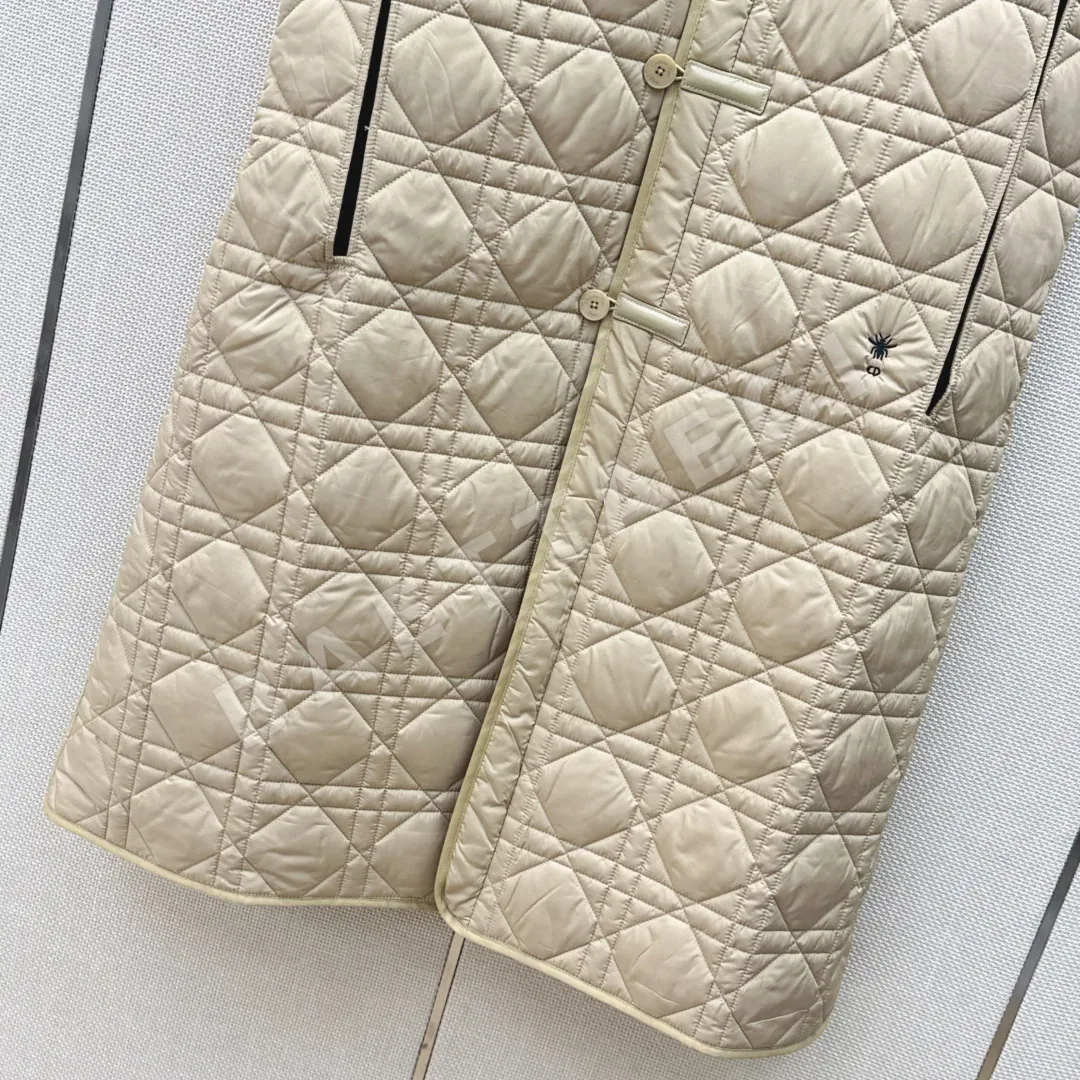 디올 다이아나 비 패턴 퀼팅 케이프 자켓 상세 이미지 6