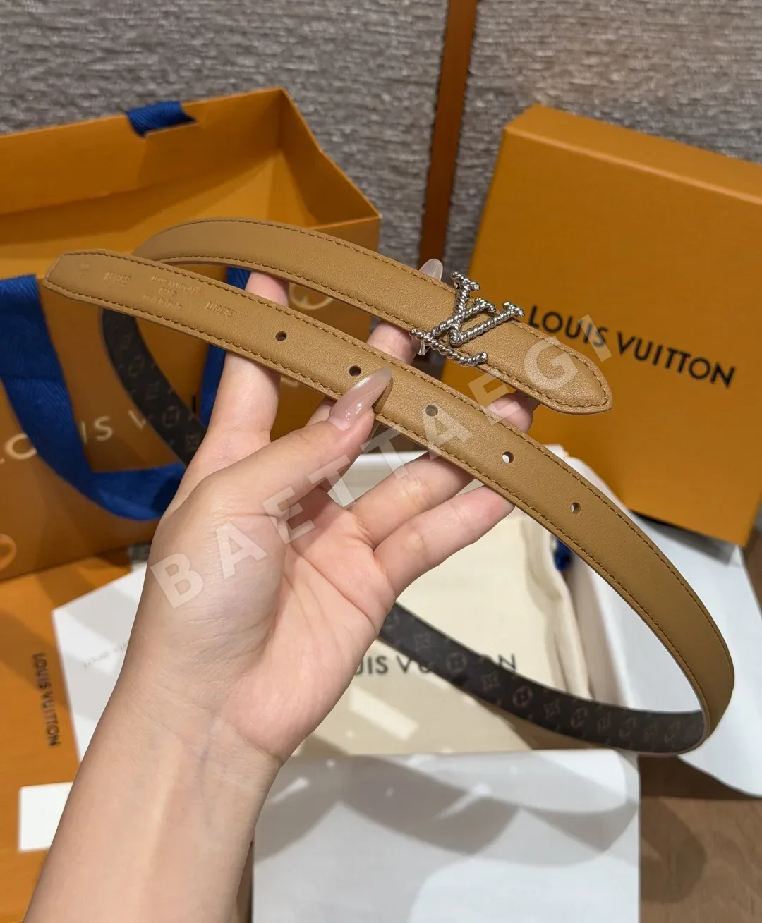 루이비통 코르델리아 20mm 리버시블 벨트 상세 이미지 5