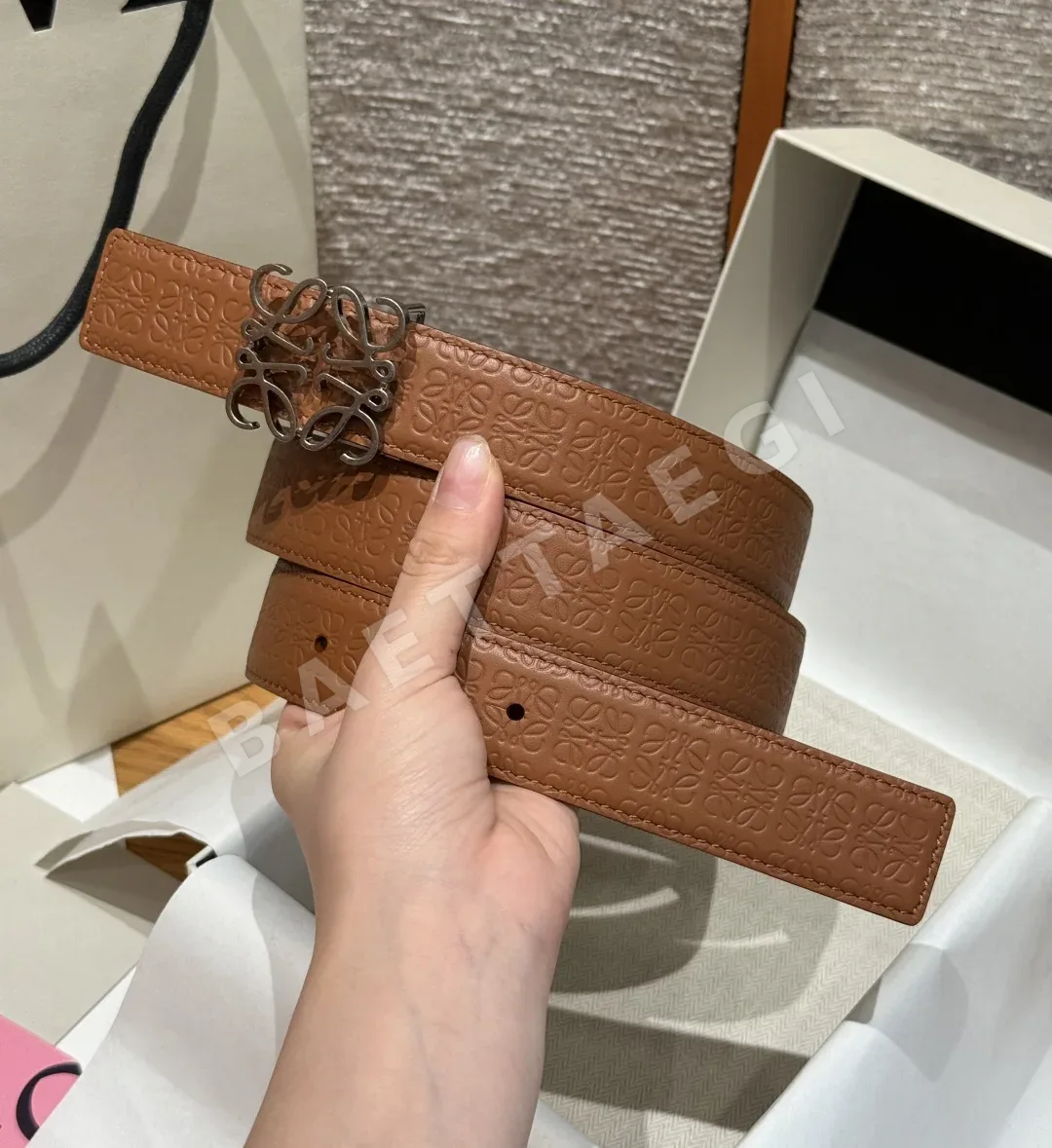 로에베 아나그램 리버시블 송아지가죽 벨트 상세 이미지 3