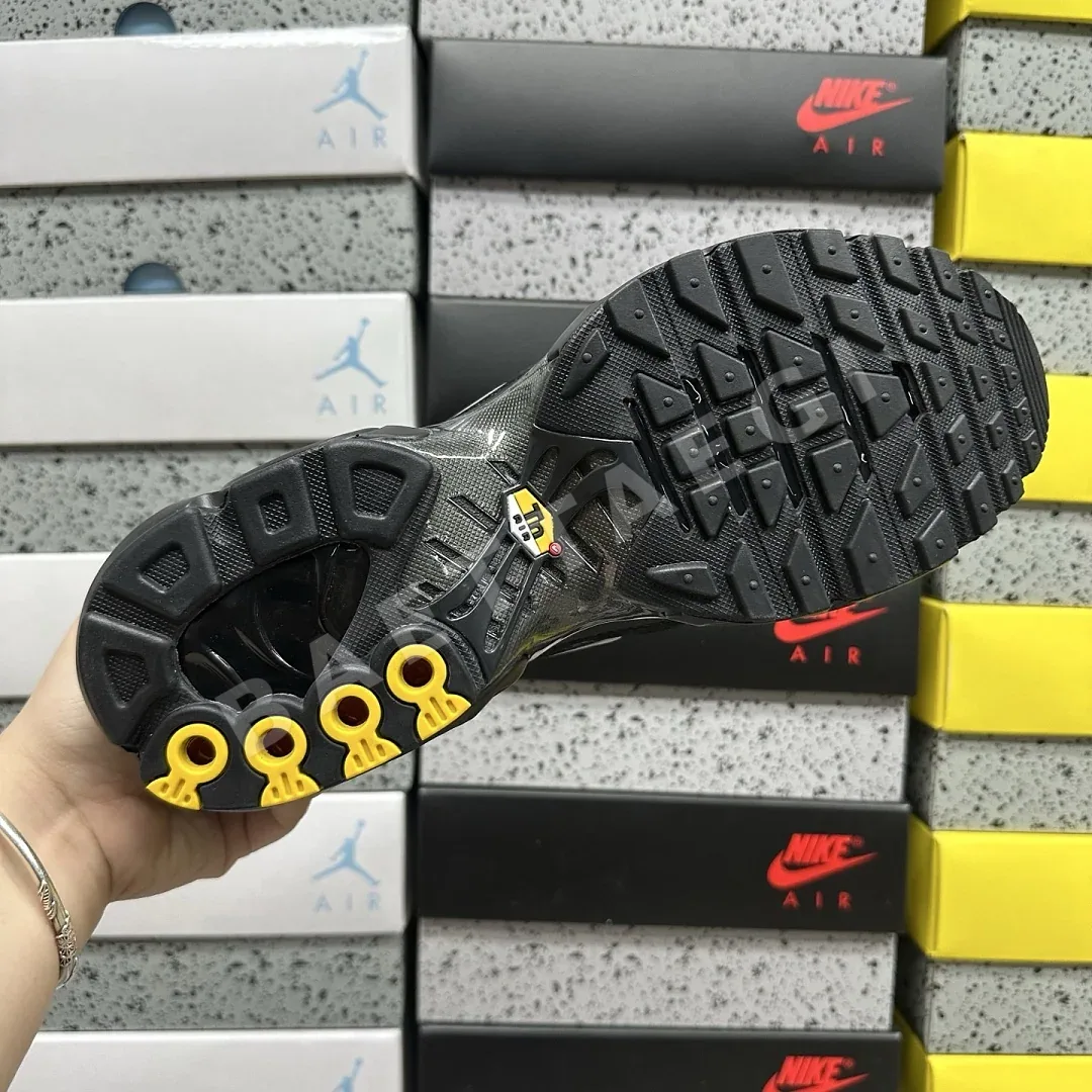 나이키 [DF] 에어 맥스 플러스 OG HV8066-002 201691 Nike Air Max Plus OG Black Reflective 상세 이미지 8