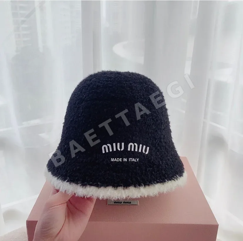 미우미우 모자 79442 Miu Miu Cap