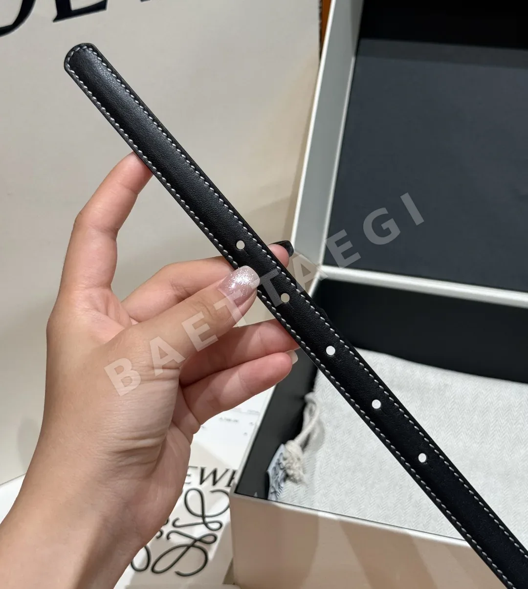 로에베 아나그램 메탈 버클 카프스킨 벨트 상세 이미지 8