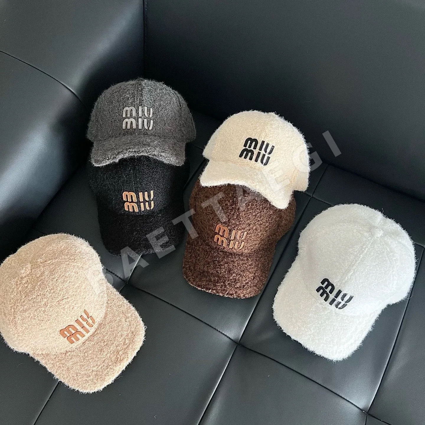 미우미우 모자 81397 Miu Miu Cap 상세 이미지 4