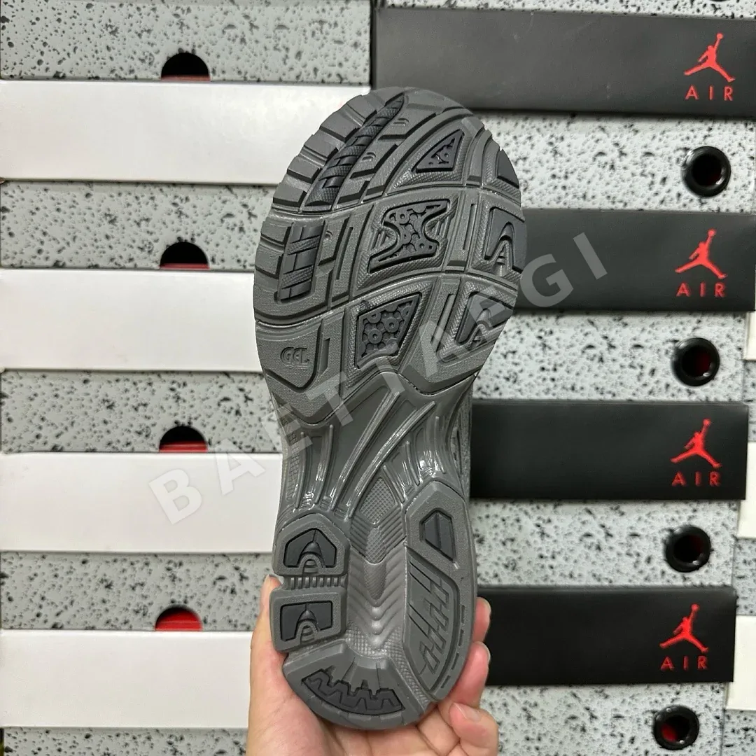 아식스 [ZC] 젤 카야노 14 1203B110-020 200456 Asics Gel-Kayano 14 Thom Browne Grey 상세 이미지 7