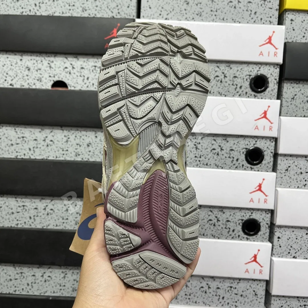 아식스 [XY] 젤 카하나 8 1012A978-023 200354 Asics Gel-Kahana 8 상세 이미지 7