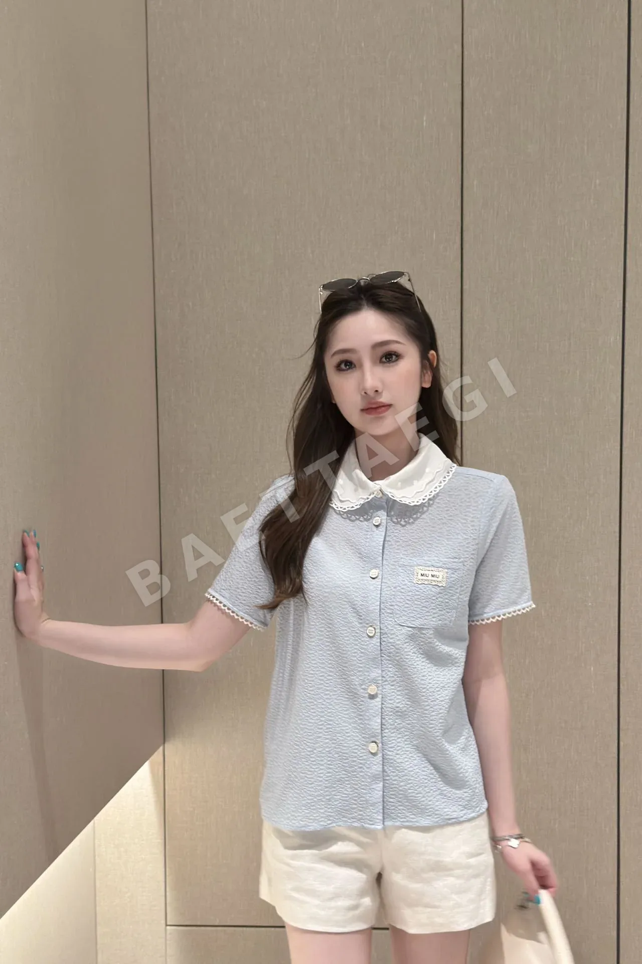 미우미우 레이스 카라 프릴 소매 반팔 셔츠 상세 이미지 2