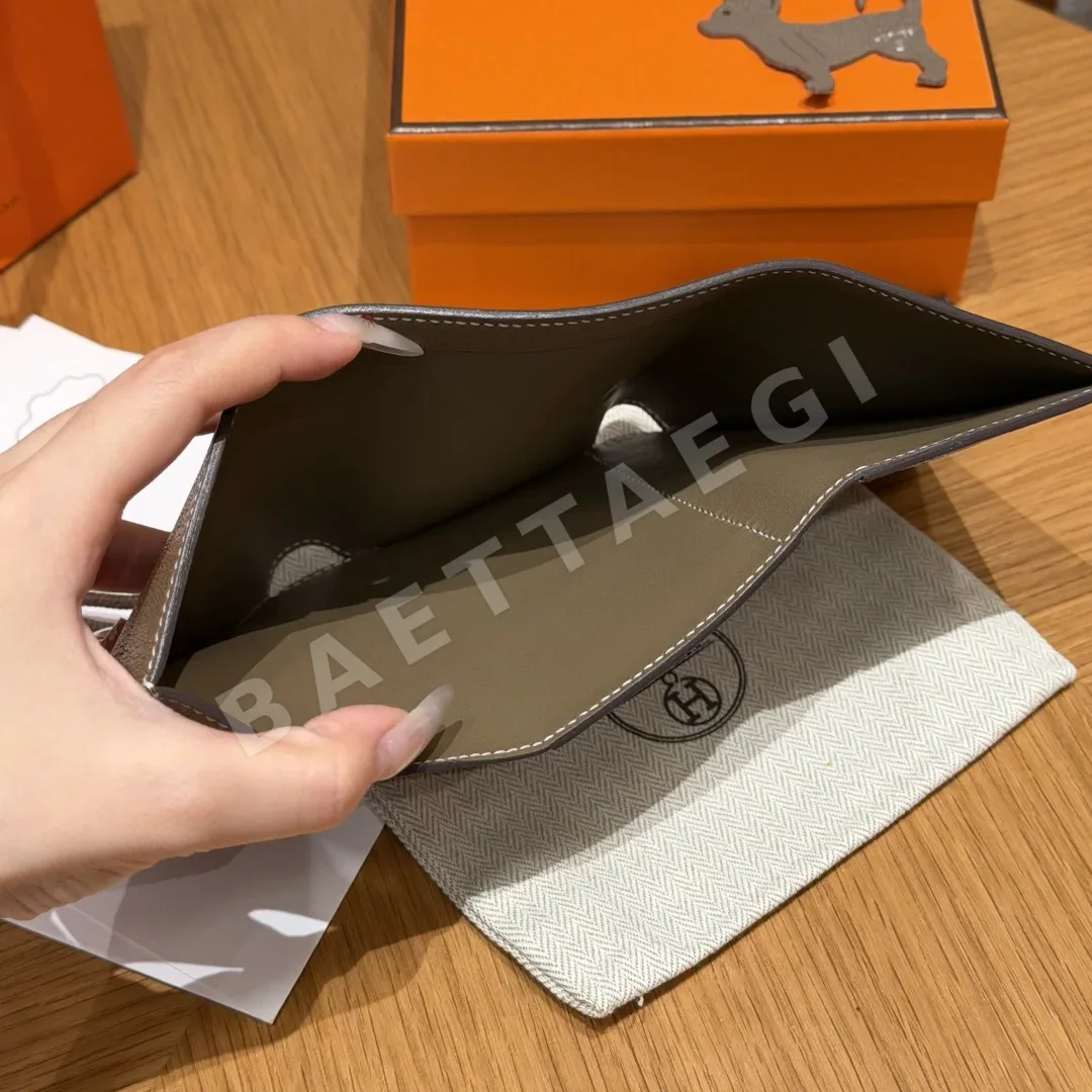 에르메스 베알른 시브르 가죽 삼단 지갑 상세 이미지 7