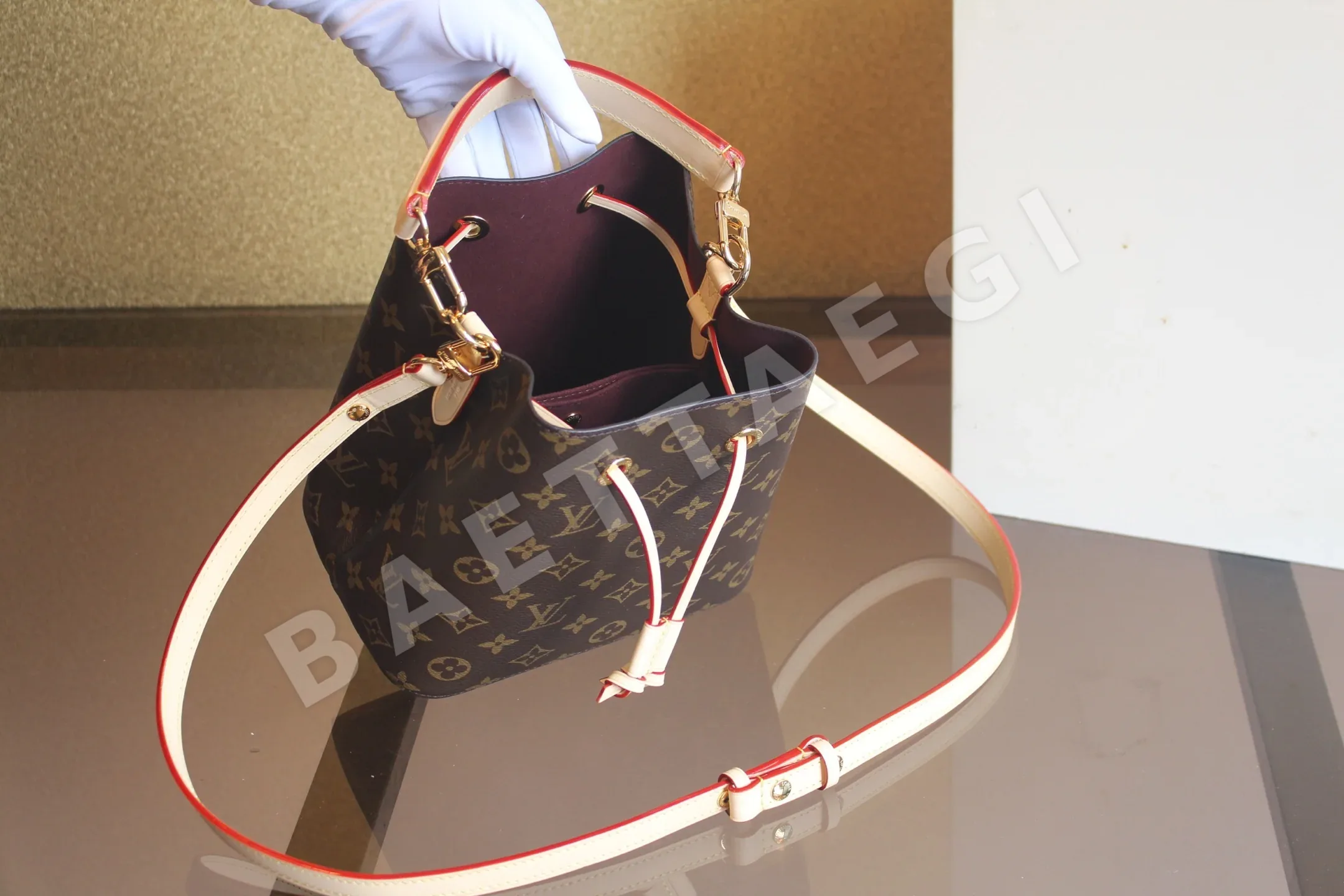 루이비통 모노그램 BB 미니 버킷백 M46581 상세 이미지 8