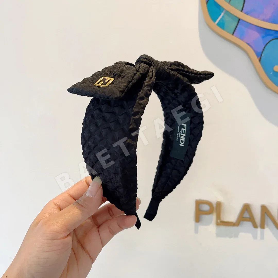 펜디 큐빅 장식 리본 헤드밴드 185029