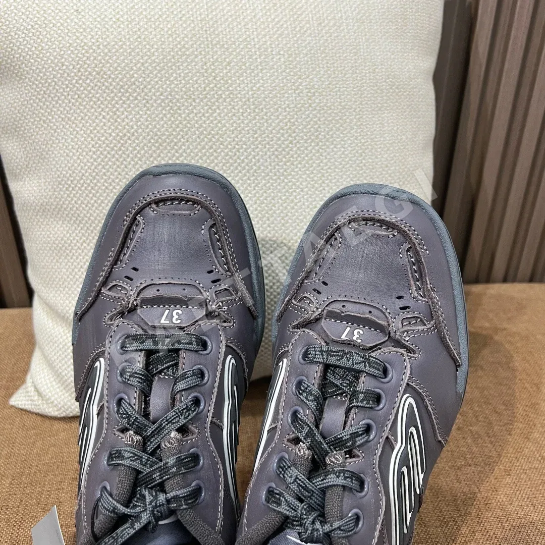 발렌시아가 스니커즈 블랙 가죽 상세 이미지 7