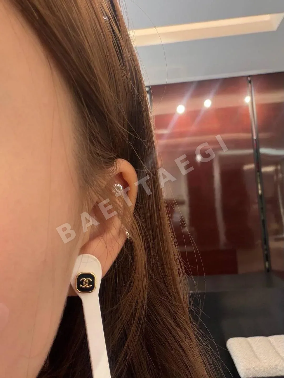 샤넬 26B 스퀘어 더블 C 귀걸이 상세 이미지 2
