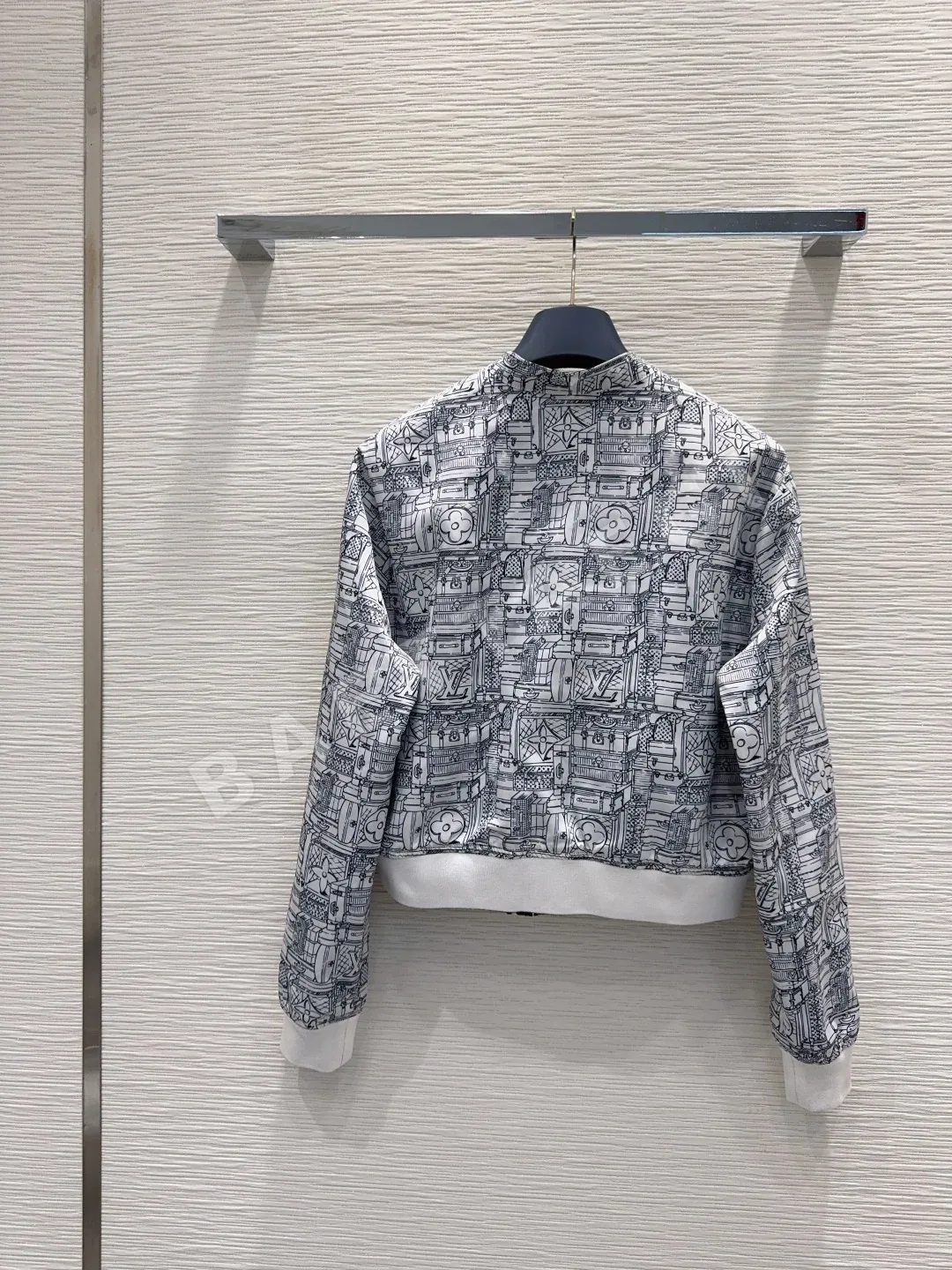 루이비통 리버시블 여성 자켓 상세 이미지 6