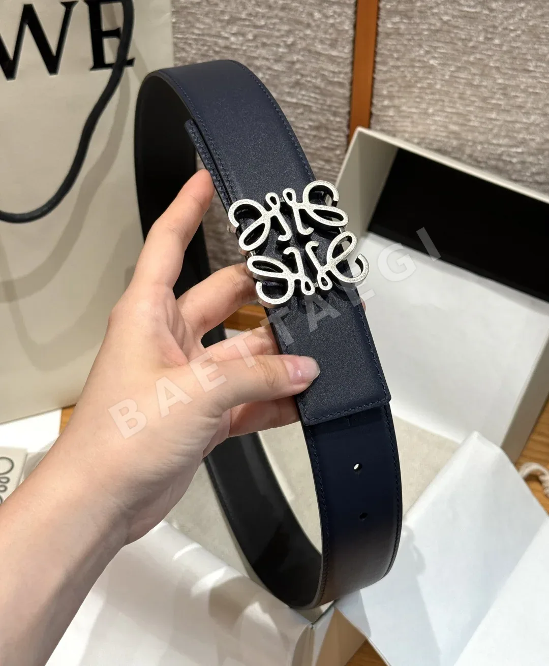 로에베 아낙그램 양면 가죽 벨트 4 cm 상세 이미지 4