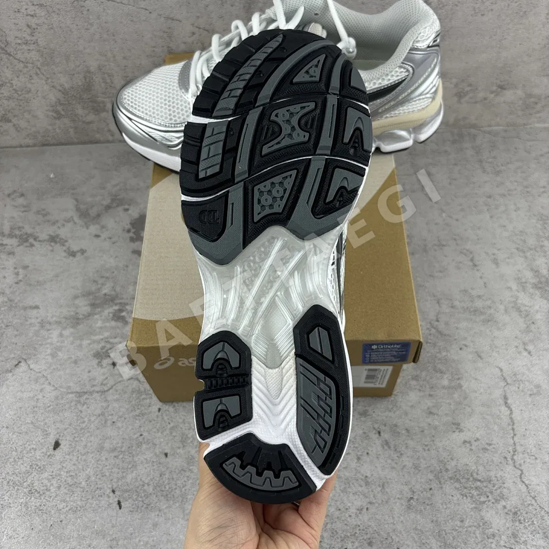 아식스 [TOP] 젤 카야노 14 1203A537-110 200264 Asics Gel-Kayano 14 White Graphite Grey 상세 이미지 5