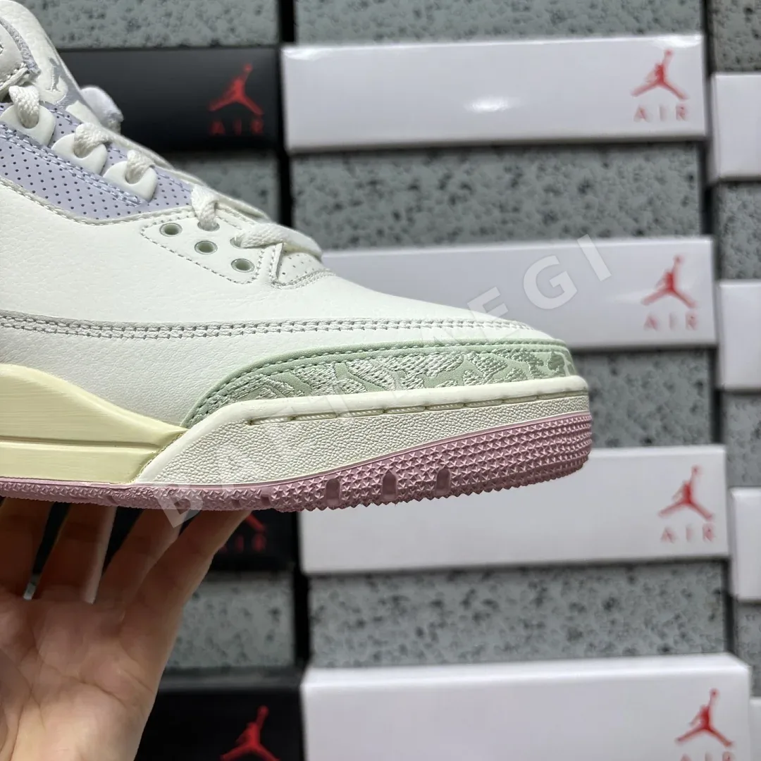 나이키 [RN] IF4396-100 201711 Nike Spring Is In The Air 상세 이미지 2